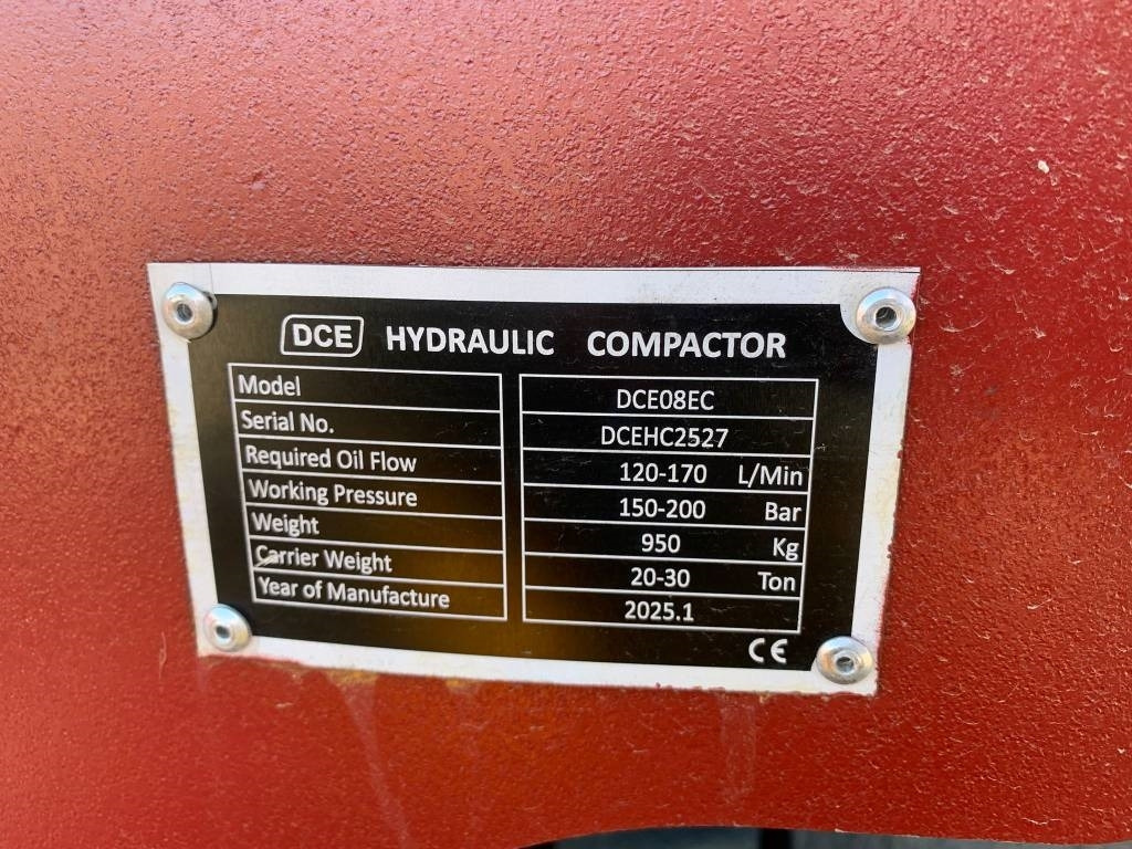 DCE EE08EC VIBRATING PLATE - Vibro ploča: slika DCE EE08EC VIBRATING PLATE - Vibro ploča DCE EE08EC VIBRATING PLATE - Vibro ploča: slika DCE EE08EC VIBRATING PLATE - Vibro ploča