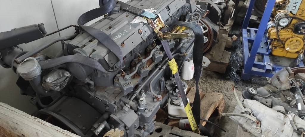 Deutz BF6M1013 - Motor za Građevinski strojevi: slika Deutz BF6M1013 - Motor za Građevinski strojevi Deutz BF6M1013 - Motor za Građevinski strojevi: slika Deutz BF6M1013 - Motor za Građevinski strojevi