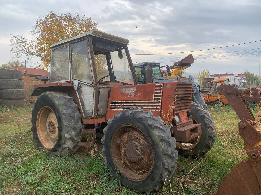 Fiat 680 DT - Traktor: slika Fiat 680 DT - Traktor Fiat 680 DT - Traktor: slika Fiat 680 DT - Traktor