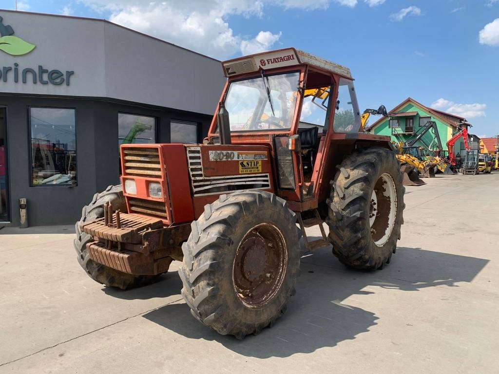 Fiat 80-90 DT - Traktor: slika Fiat 80-90 DT - Traktor Fiat 80-90 DT - Traktor: slika Fiat 80-90 DT - Traktor