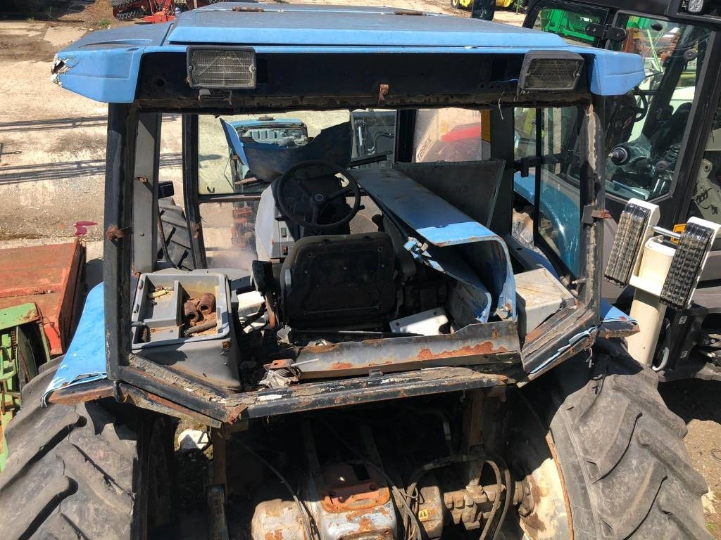 Ford / New Holland For parts 7840 - Traktor: slika Ford / New Holland For parts 7840 - Traktor Ford / New Holland For parts 7840 - Traktor: slika Ford / New Holland For parts 7840 - Traktor