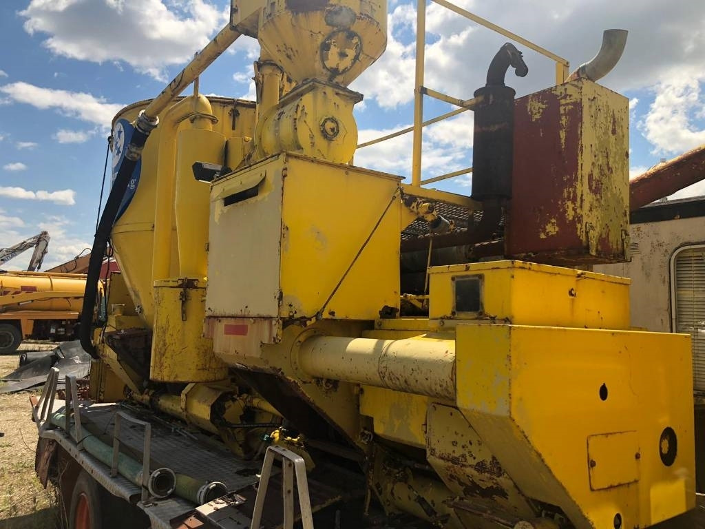 Mercedes-Benz 814  - Građevinski strojevi, Kamion: slika Mercedes-Benz 814  - Građevinski strojevi, Kamion Mercedes-Benz 814  - Građevinski strojevi, Kamion: slika Mercedes-Benz 814  - Građevinski strojevi, Kamion