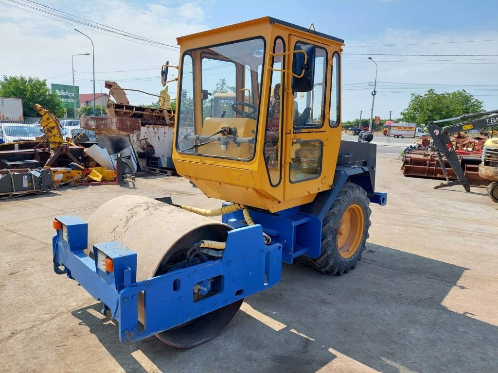 Hamm 2210SD - Kompaktor: slika Hamm 2210SD - Kompaktor Hamm 2210SD - Kompaktor: slika Hamm 2210SD - Kompaktor