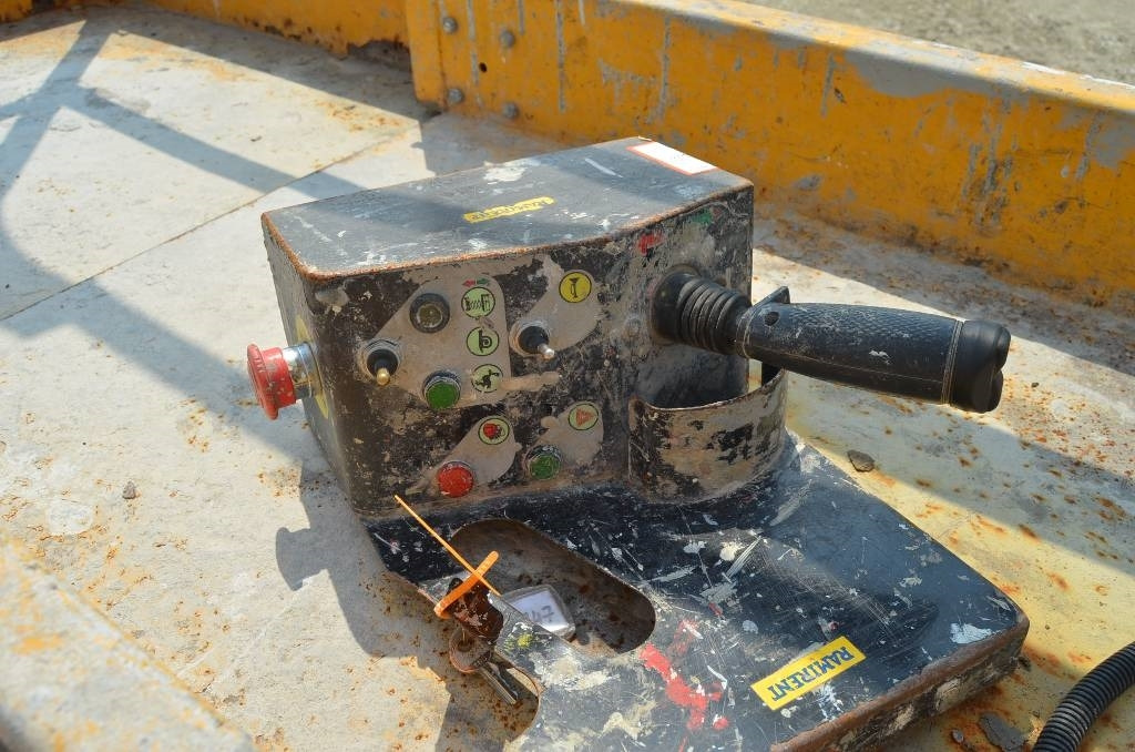 Haulotte Compact 8  - Škarasta podizna platforma: slika Haulotte Compact 8  - Škarasta podizna platforma Haulotte Compact 8  - Škarasta podizna platforma: slika Haulotte Compact 8  - Škarasta podizna platforma