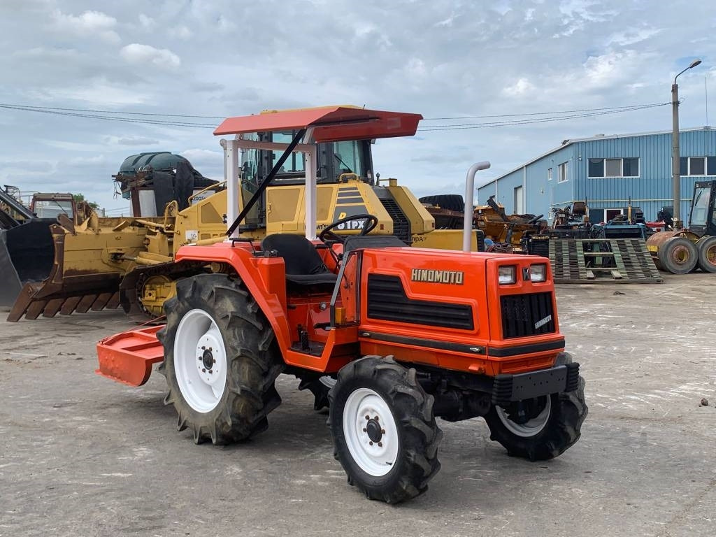 Hinomoto BD150 - Traktor: slika Hinomoto BD150 - Traktor Hinomoto BD150 - Traktor: slika Hinomoto BD150 - Traktor