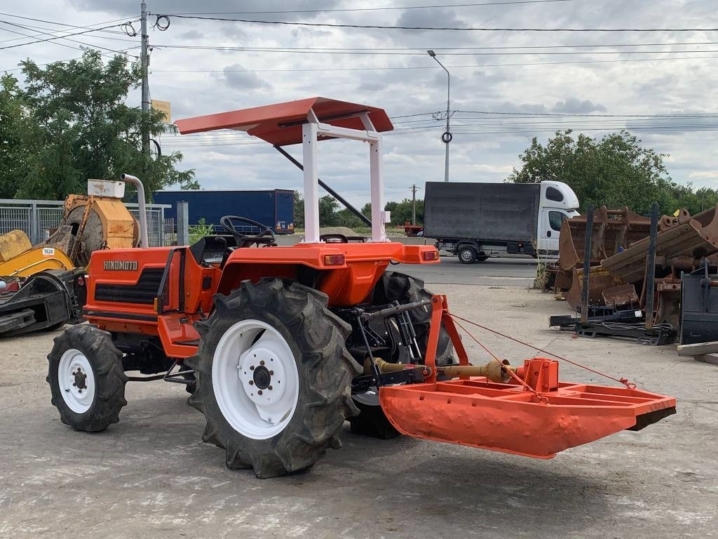 Hinomoto BD150 - Traktor: slika Hinomoto BD150 - Traktor Hinomoto BD150 - Traktor: slika Hinomoto BD150 - Traktor