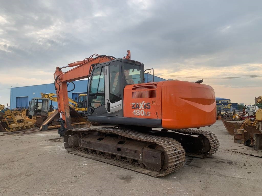 Hitachi ZX 180 LC-3 - Bager gusjeničar: slika Hitachi ZX 180 LC-3 - Bager gusjeničar Hitachi ZX 180 LC-3 - Bager gusjeničar: slika Hitachi ZX 180 LC-3 - Bager gusjeničar