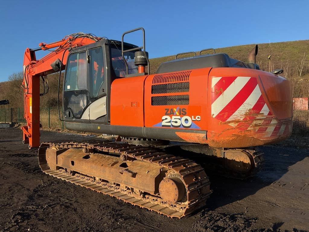 Hitachi ZX 250 LC-6 - Bager gusjeničar: slika Hitachi ZX 250 LC-6 - Bager gusjeničar Hitachi ZX 250 LC-6 - Bager gusjeničar: slika Hitachi ZX 250 LC-6 - Bager gusjeničar