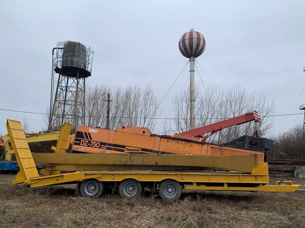 JPM Engineering - Prikolica s niskim utovarivačem: slika JPM Engineering - Prikolica s niskim utovarivačem JPM Engineering - Prikolica s niskim utovarivačem: slika JPM Engineering - Prikolica s niskim utovarivačem