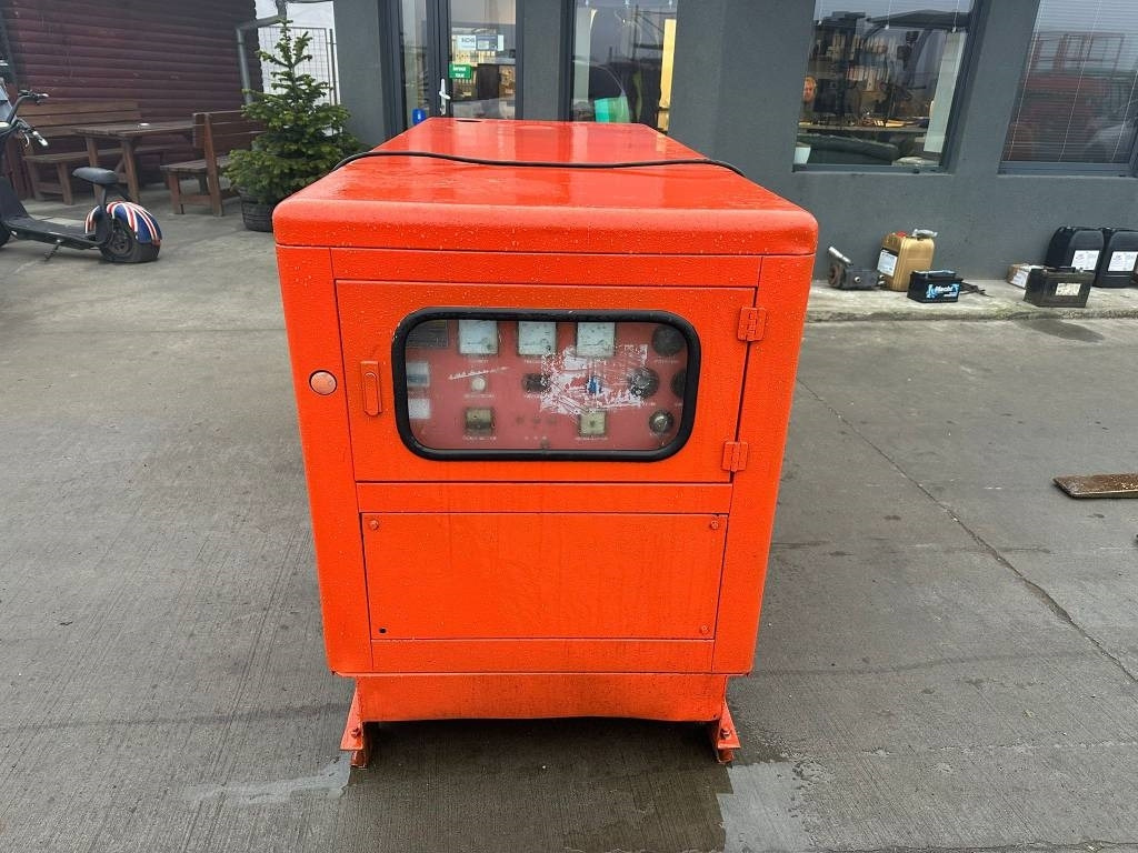 Kawakenki STC30 - Generatorski set: slika Kawakenki STC30 - Generatorski set Kawakenki STC30 - Generatorski set: slika Kawakenki STC30 - Generatorski set