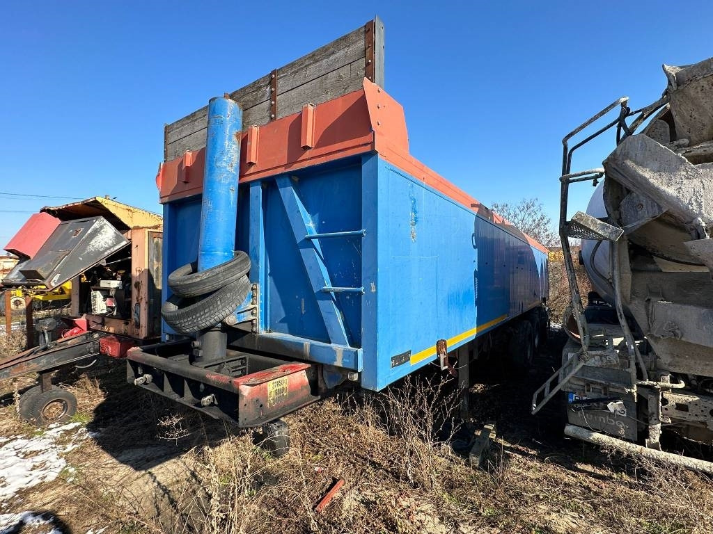 Kel-Berg T40B3 - Poluprikolica sa zatvorenim sandukom: slika Kel-Berg T40B3 - Poluprikolica sa zatvorenim sandukom Kel-Berg T40B3 - Poluprikolica sa zatvorenim sandukom: slika Kel-Berg T40B3 - Poluprikolica sa zatvorenim sandukom