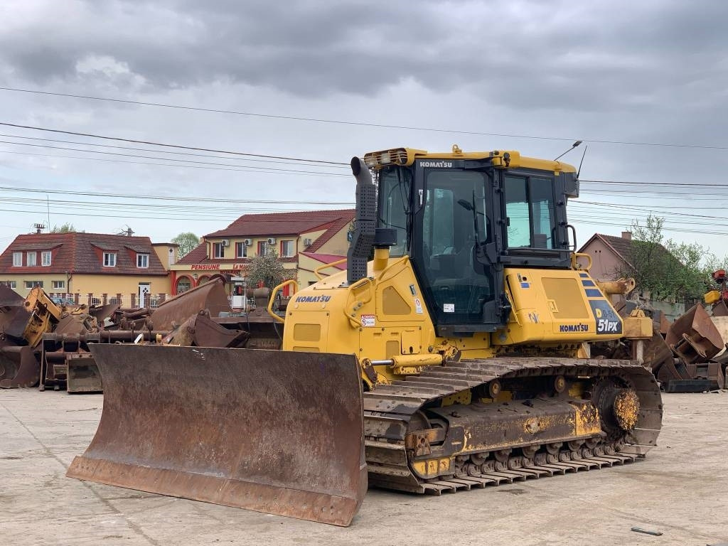 Komatsu D 51 PX-24 - Buldožer: slika Komatsu D 51 PX-24 - Buldožer Komatsu D 51 PX-24 - Buldožer: slika Komatsu D 51 PX-24 - Buldožer