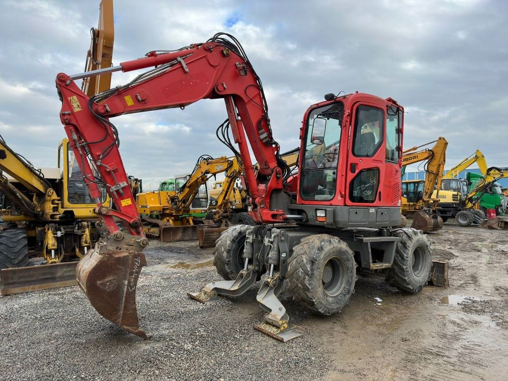 Komatsu PW98MR-8 - Bager na kotačima: slika Komatsu PW98MR-8 - Bager na kotačima Komatsu PW98MR-8 - Bager na kotačima: slika Komatsu PW98MR-8 - Bager na kotačima