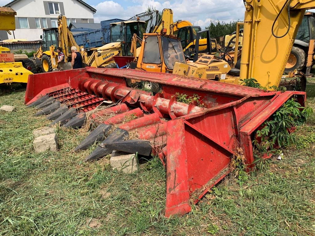 Kuhn 11M - Priključak za kombajn: slika Kuhn 11M - Priključak za kombajn Kuhn 11M - Priključak za kombajn: slika Kuhn 11M - Priključak za kombajn