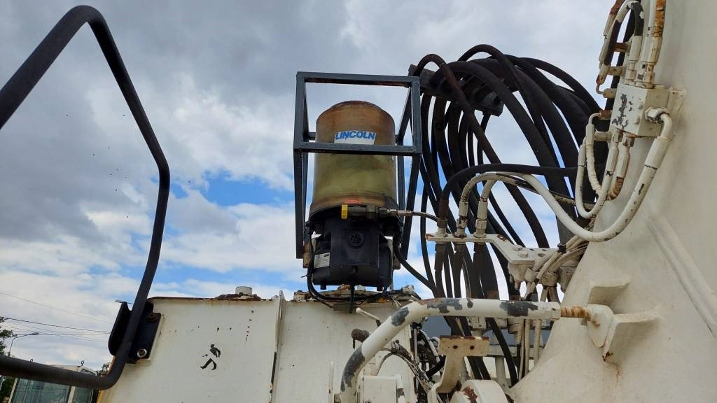 Bager gusjeničar Liebherr 924: slika Bager gusjeničar Liebherr 924 Bager gusjeničar Liebherr 924: slika Bager gusjeničar Liebherr 924