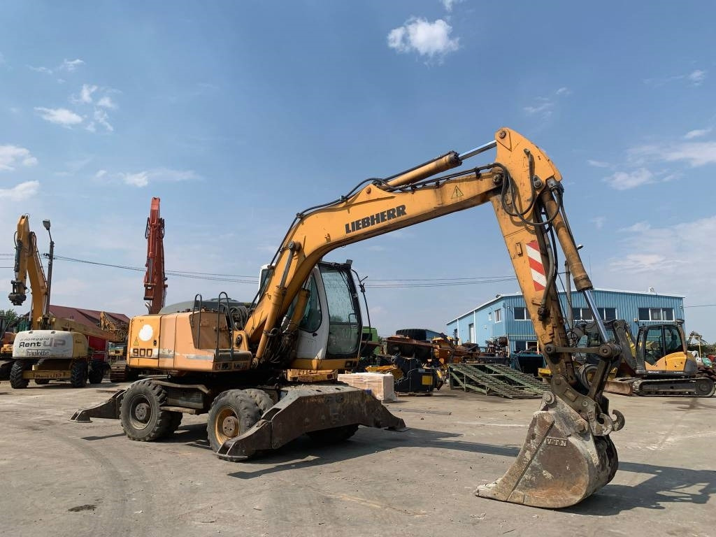 Liebherr A 900 C - Bager na kotačima: slika Liebherr A 900 C - Bager na kotačima Liebherr A 900 C - Bager na kotačima: slika Liebherr A 900 C - Bager na kotačima