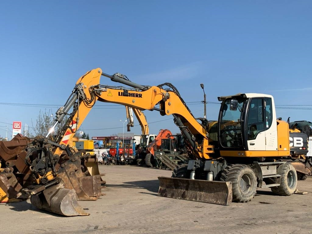 Liebherr A912 Compact+Engcon Rototilt - Bager na kotačima: slika Liebherr A912 Compact+Engcon Rototilt - Bager na kotačima Liebherr A912 Compact+Engcon Rototilt - Bager na kotačima: slika Liebherr A912 Compact+Engcon Rototilt - Bager na kotačima