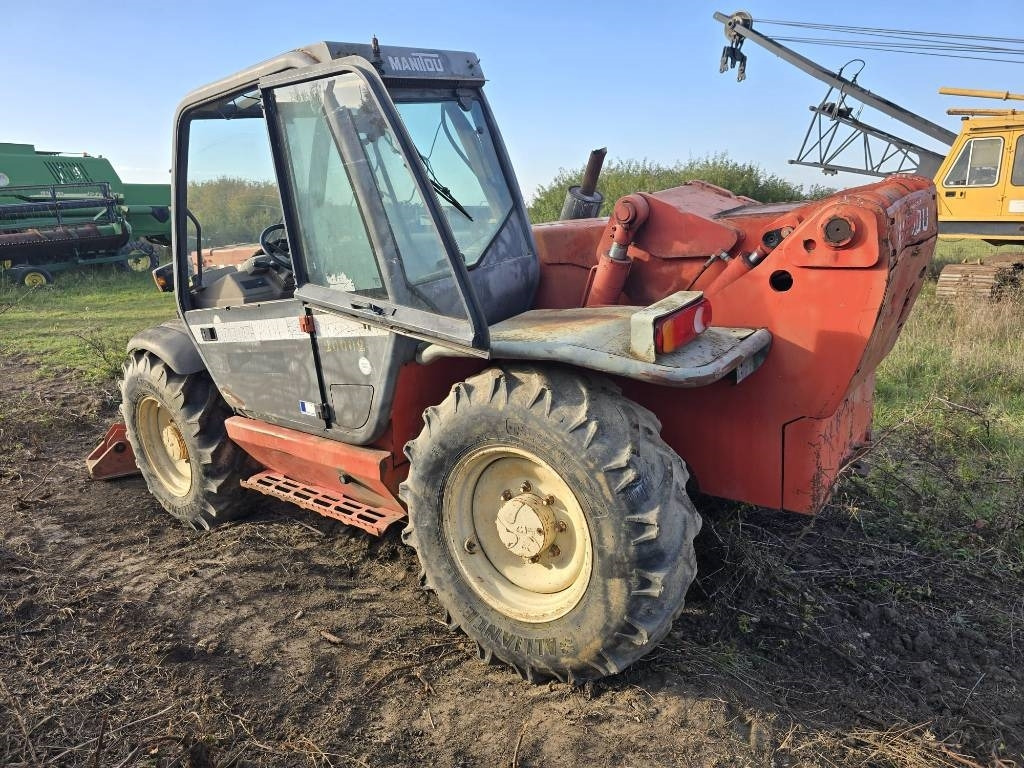 Manitou MT 1330 FOR PARTS - Teleskopski rukovatelj: slika Manitou MT 1330 FOR PARTS - Teleskopski rukovatelj Manitou MT 1330 FOR PARTS - Teleskopski rukovatelj: slika Manitou MT 1330 FOR PARTS - Teleskopski rukovatelj