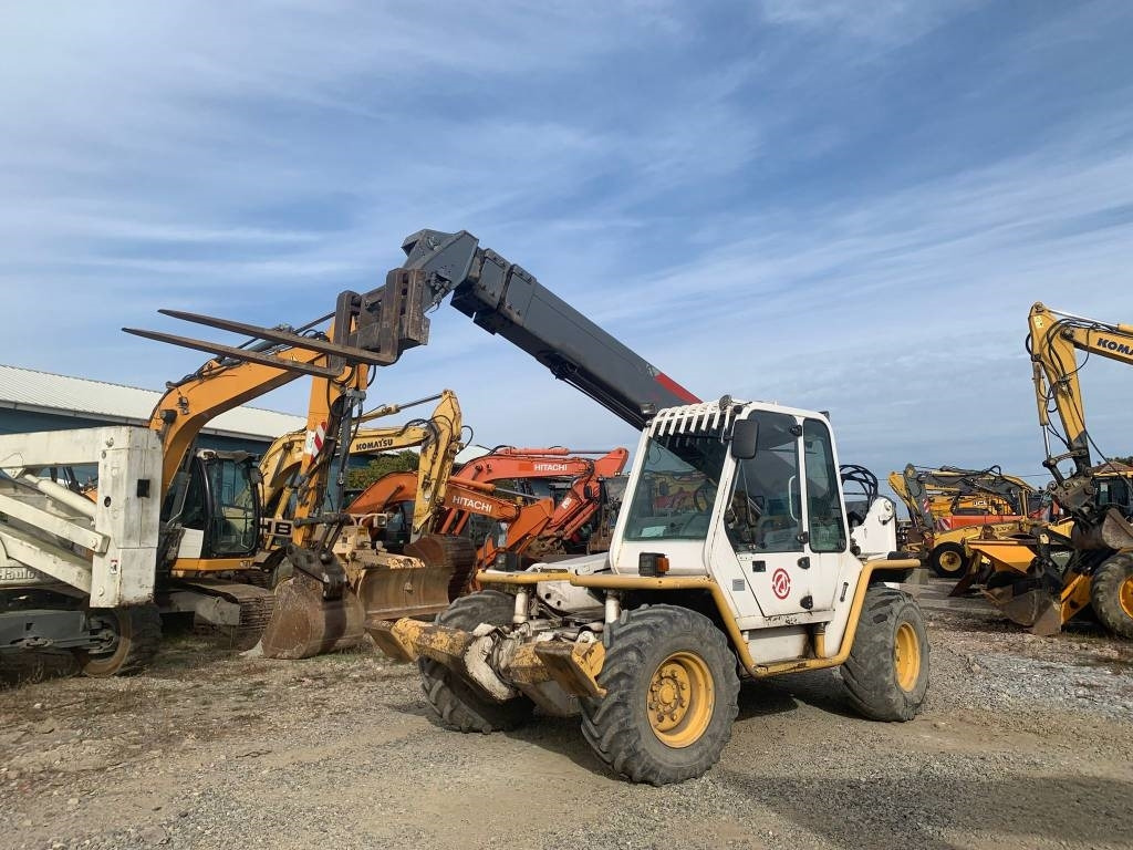 Merlo P 30.13 EVS - Teleskopski rukovatelj: slika Merlo P 30.13 EVS - Teleskopski rukovatelj Merlo P 30.13 EVS - Teleskopski rukovatelj: slika Merlo P 30.13 EVS - Teleskopski rukovatelj