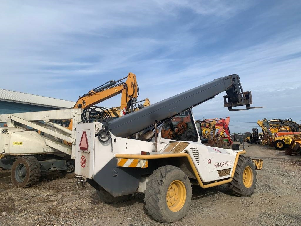 Merlo P 30.13 EVS - Teleskopski rukovatelj: slika Merlo P 30.13 EVS - Teleskopski rukovatelj Merlo P 30.13 EVS - Teleskopski rukovatelj: slika Merlo P 30.13 EVS - Teleskopski rukovatelj