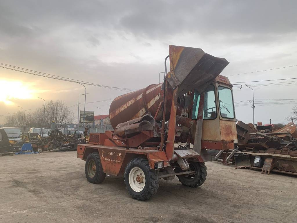 Messersi P2-R4 - Automješalica: slika Messersi P2-R4 - Automješalica Messersi P2-R4 - Automješalica: slika Messersi P2-R4 - Automješalica