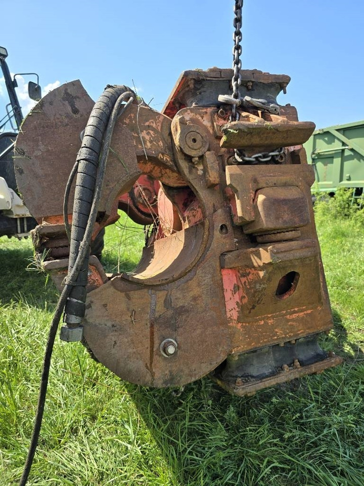 Movax SP60F PILE DRIVER - Zabijač stupova: slika Movax SP60F PILE DRIVER - Zabijač stupova Movax SP60F PILE DRIVER - Zabijač stupova: slika Movax SP60F PILE DRIVER - Zabijač stupova