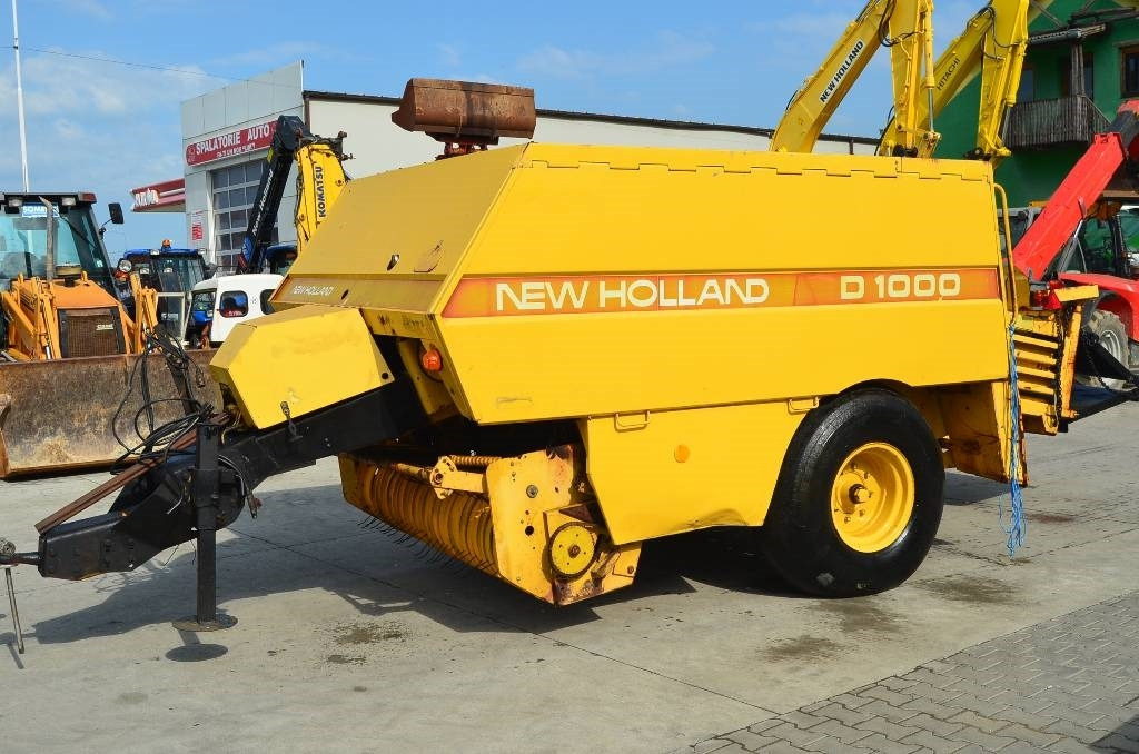 New Holland D1000 - Kvadratna balirka: slika New Holland D1000 - Kvadratna balirka New Holland D1000 - Kvadratna balirka: slika New Holland D1000 - Kvadratna balirka
