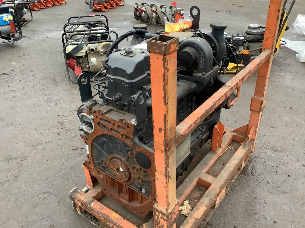New Holland F4DE9687J*J100 - Motor za Građevinski strojevi: slika New Holland F4DE9687J*J100 - Motor za Građevinski strojevi New Holland F4DE9687J*J100 - Motor za Građevinski strojevi: slika New Holland F4DE9687J*J100 - Motor za Građevinski strojevi