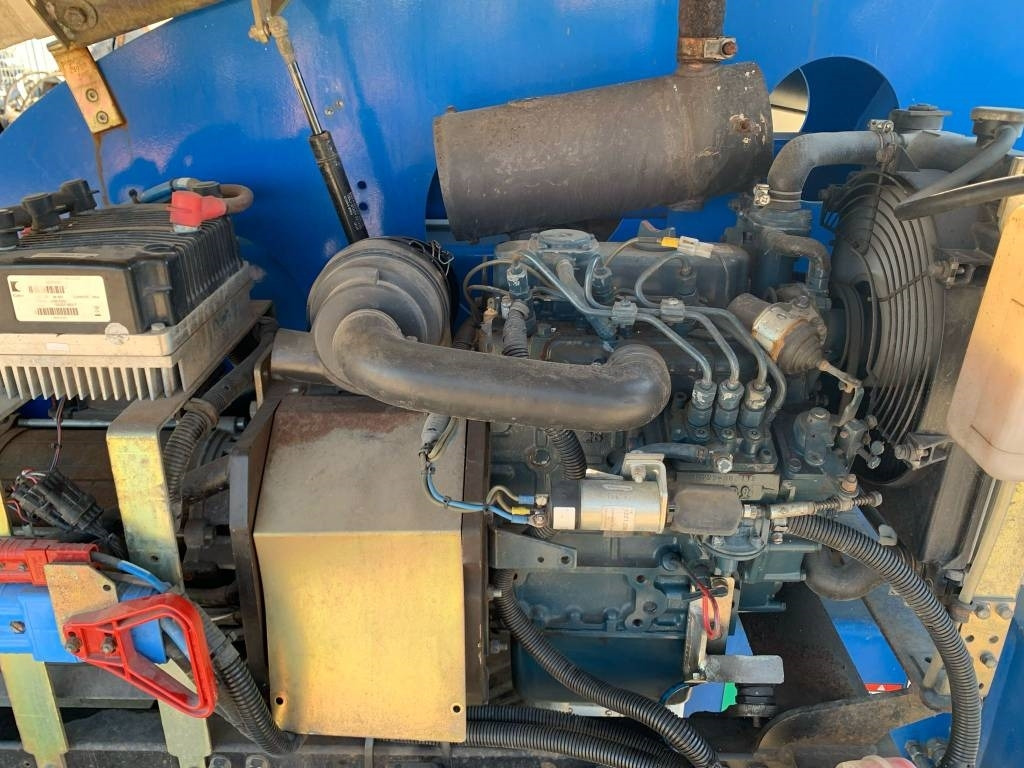 Zglobni krak Niftylift HR 21 HYBRID: slika Zglobni krak Niftylift HR 21 HYBRID Zglobni krak Niftylift HR 21 HYBRID: slika Zglobni krak Niftylift HR 21 HYBRID