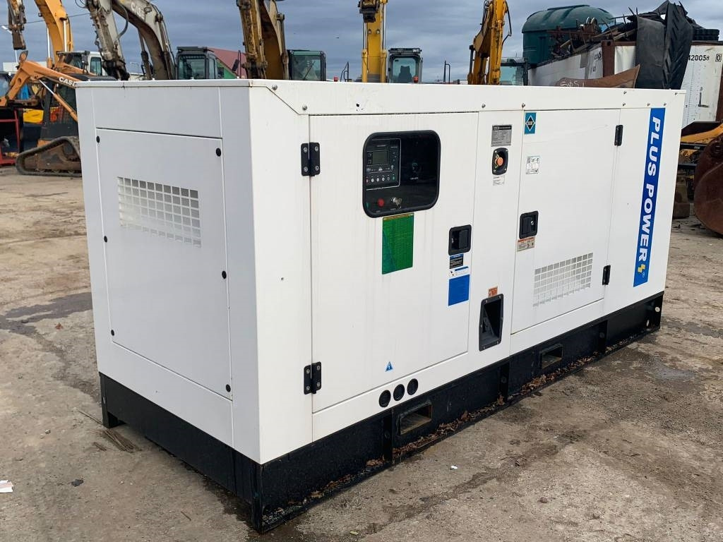 Plus Power GF2-180 - Generatorski set: slika Plus Power GF2-180 - Generatorski set Plus Power GF2-180 - Generatorski set: slika Plus Power GF2-180 - Generatorski set