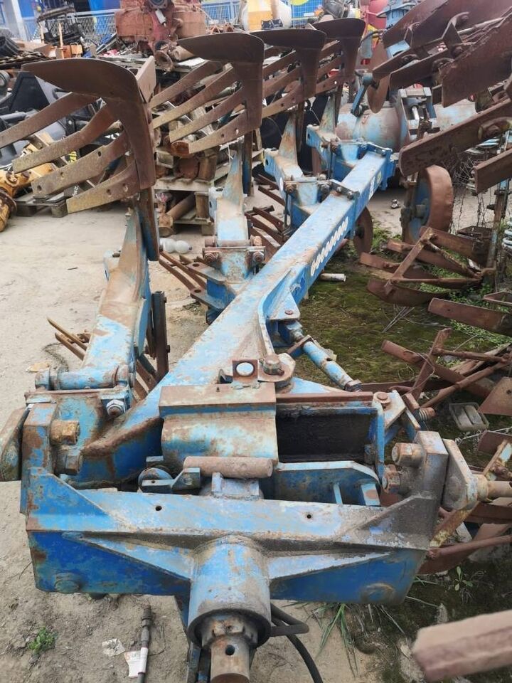 Rabe Rabewerk 4 Rabe Rabewerk 4 - Plug: slika Rabe Rabewerk 4 Rabe Rabewerk 4 - Plug Rabe Rabewerk 4 Rabe Rabewerk 4 - Plug: slika Rabe Rabewerk 4 Rabe Rabewerk 4 - Plug