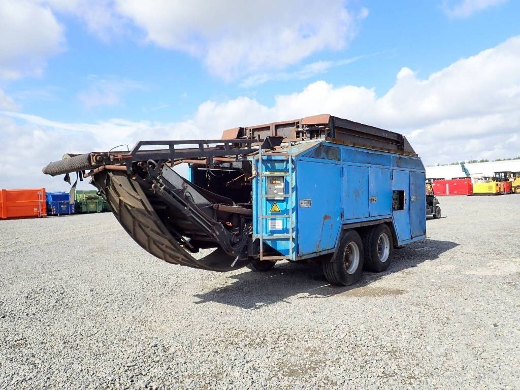 Schredder - Industrijski šreder: slika Schredder - Industrijski šreder Schredder - Industrijski šreder: slika Schredder - Industrijski šreder