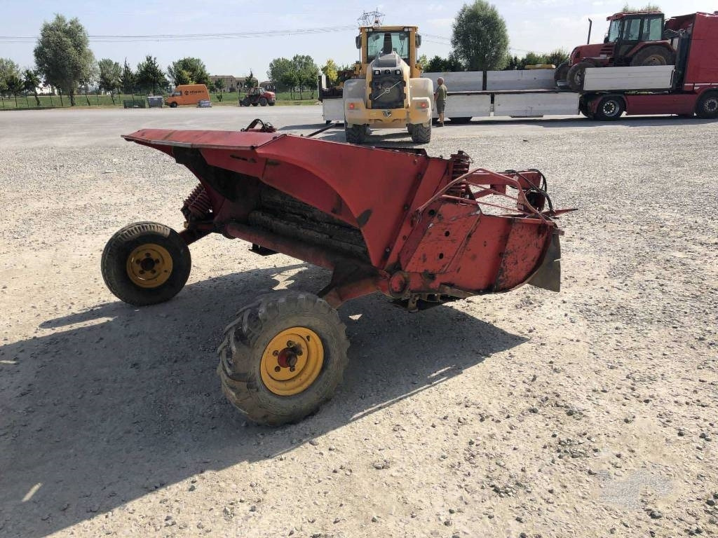 Taarup 306R - Malčer: slika Taarup 306R - Malčer Taarup 306R - Malčer: slika Taarup 306R - Malčer