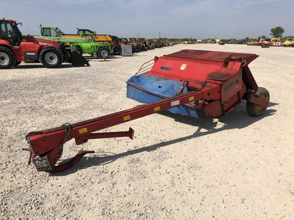 Taarup 306R - Malčer: slika Taarup 306R - Malčer Taarup 306R - Malčer: slika Taarup 306R - Malčer