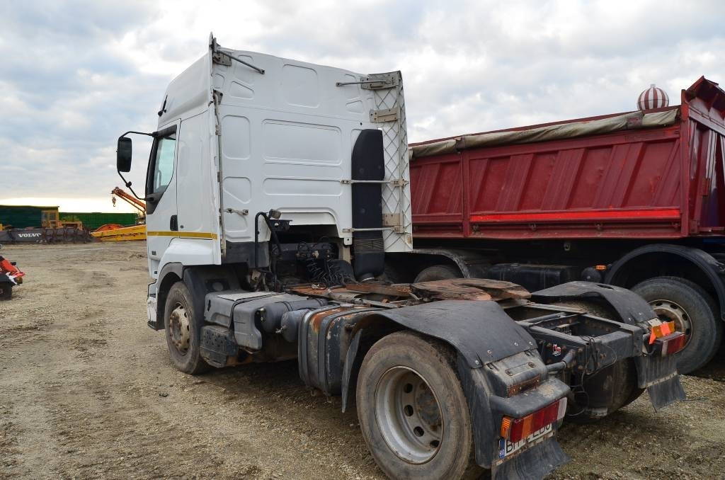 Renault Premium 420 DCI - Tegljač: slika Renault Premium 420 DCI - Tegljač Renault Premium 420 DCI - Tegljač: slika Renault Premium 420 DCI - Tegljač