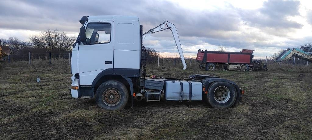 Volvo FH12 380 - Tegljač: slika Volvo FH12 380 - Tegljač Volvo FH12 380 - Tegljač: slika Volvo FH12 380 - Tegljač