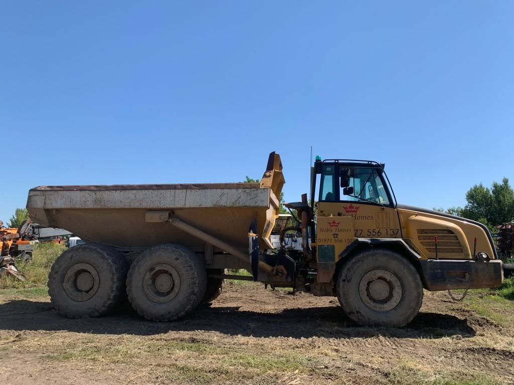 Terex TA 27 - Zglobni istovarivač: slika Terex TA 27 - Zglobni istovarivač Terex TA 27 - Zglobni istovarivač: slika Terex TA 27 - Zglobni istovarivač