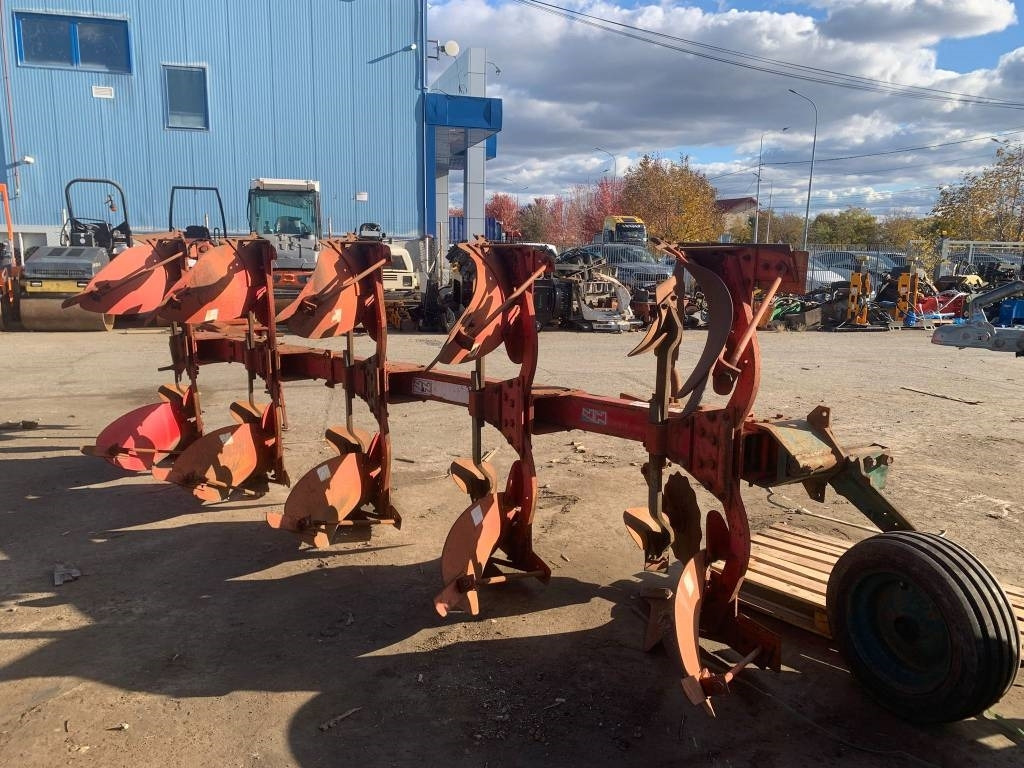 Vogel & Noot 5 - Plug: slika Vogel & Noot 5 - Plug Vogel & Noot 5 - Plug: slika Vogel & Noot 5 - Plug