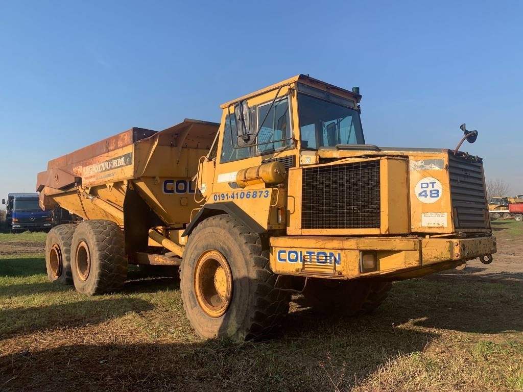 Volvo A 25 C - Zglobni istovarivač: slika Volvo A 25 C - Zglobni istovarivač Volvo A 25 C - Zglobni istovarivač: slika Volvo A 25 C - Zglobni istovarivač