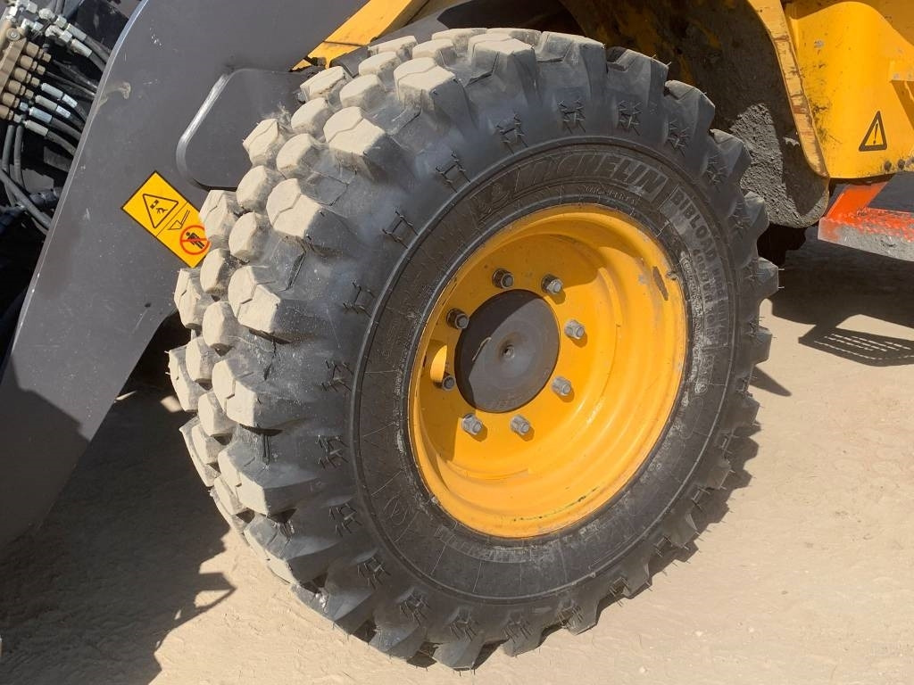 Zakup Volvo L 35 G  Volvo L 35 G: slika Zakup Volvo L 35 G  Volvo L 35 G