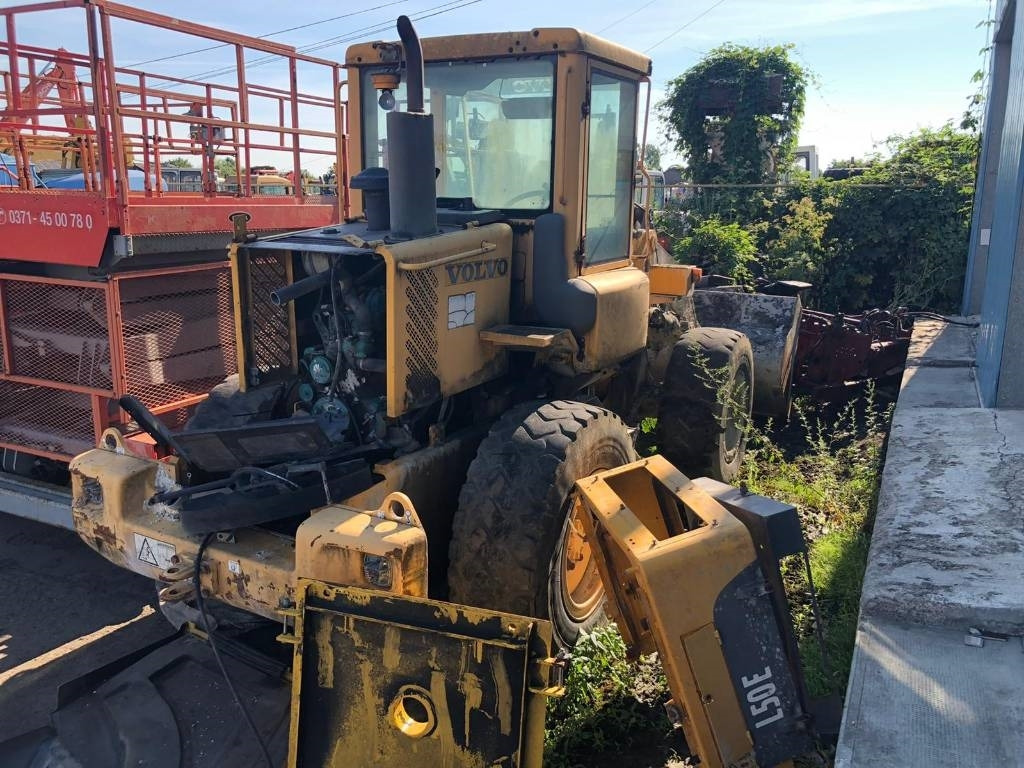 Volvo L 50 E FOR PARTS - Utovarivač na kotačima: slika Volvo L 50 E FOR PARTS - Utovarivač na kotačima Volvo L 50 E FOR PARTS - Utovarivač na kotačima: slika Volvo L 50 E FOR PARTS - Utovarivač na kotačima