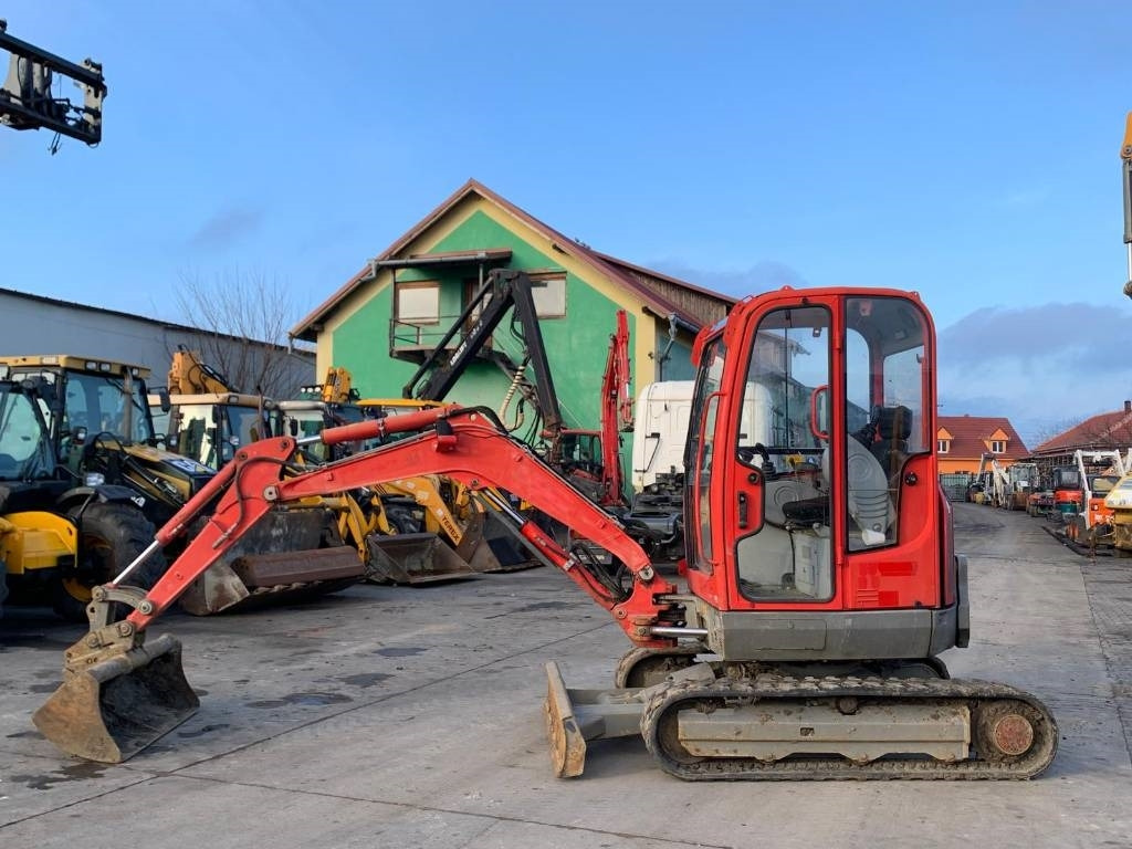 Wacker Neuson 28 Z3 RD - Mini bager: slika Wacker Neuson 28 Z3 RD - Mini bager Wacker Neuson 28 Z3 RD - Mini bager: slika Wacker Neuson 28 Z3 RD - Mini bager