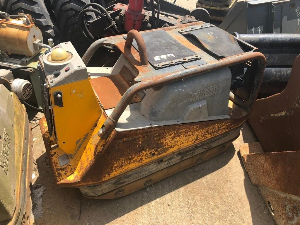 Wacker Neuson DPU7060 - Vibro ploča: slika Wacker Neuson DPU7060 - Vibro ploča Wacker Neuson DPU7060 - Vibro ploča: slika Wacker Neuson DPU7060 - Vibro ploča