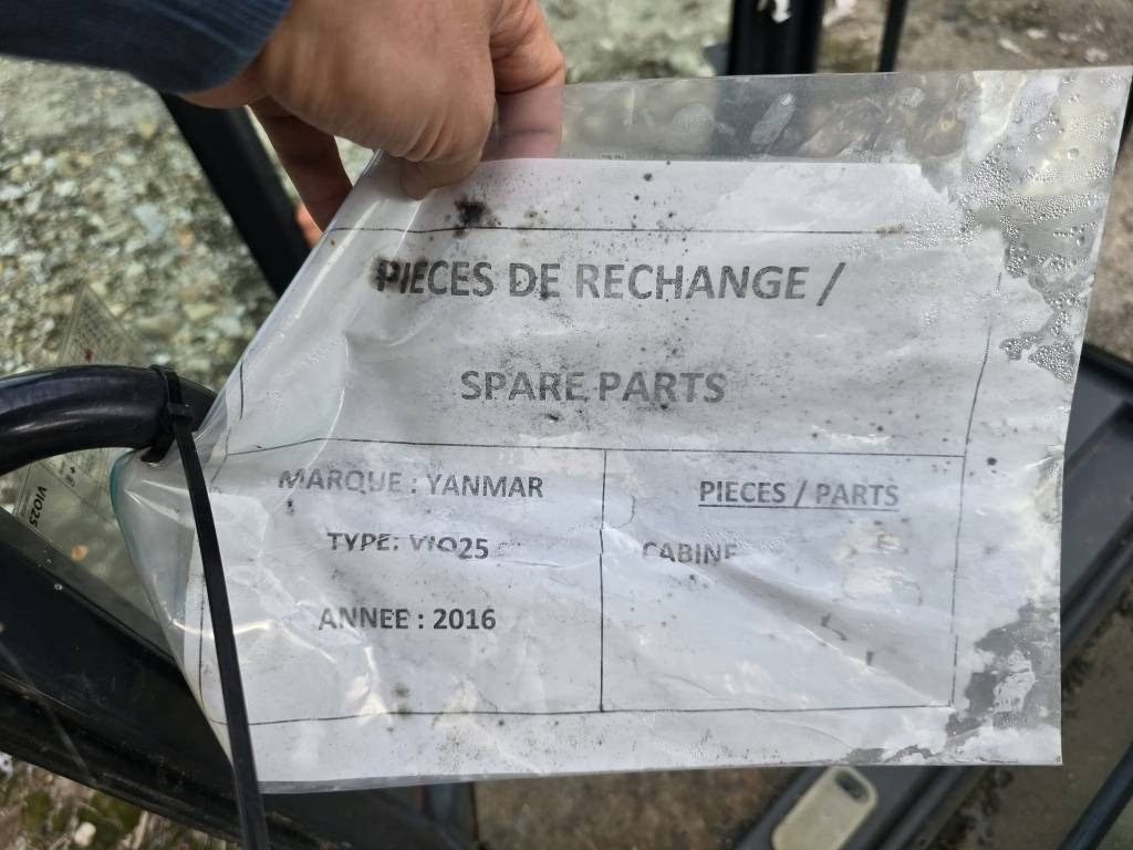 Yanmar Vio 25 Cabine - Kabina za Građevinski strojevi: slika Yanmar Vio 25 Cabine - Kabina za Građevinski strojevi Yanmar Vio 25 Cabine - Kabina za Građevinski strojevi: slika Yanmar Vio 25 Cabine - Kabina za Građevinski strojevi