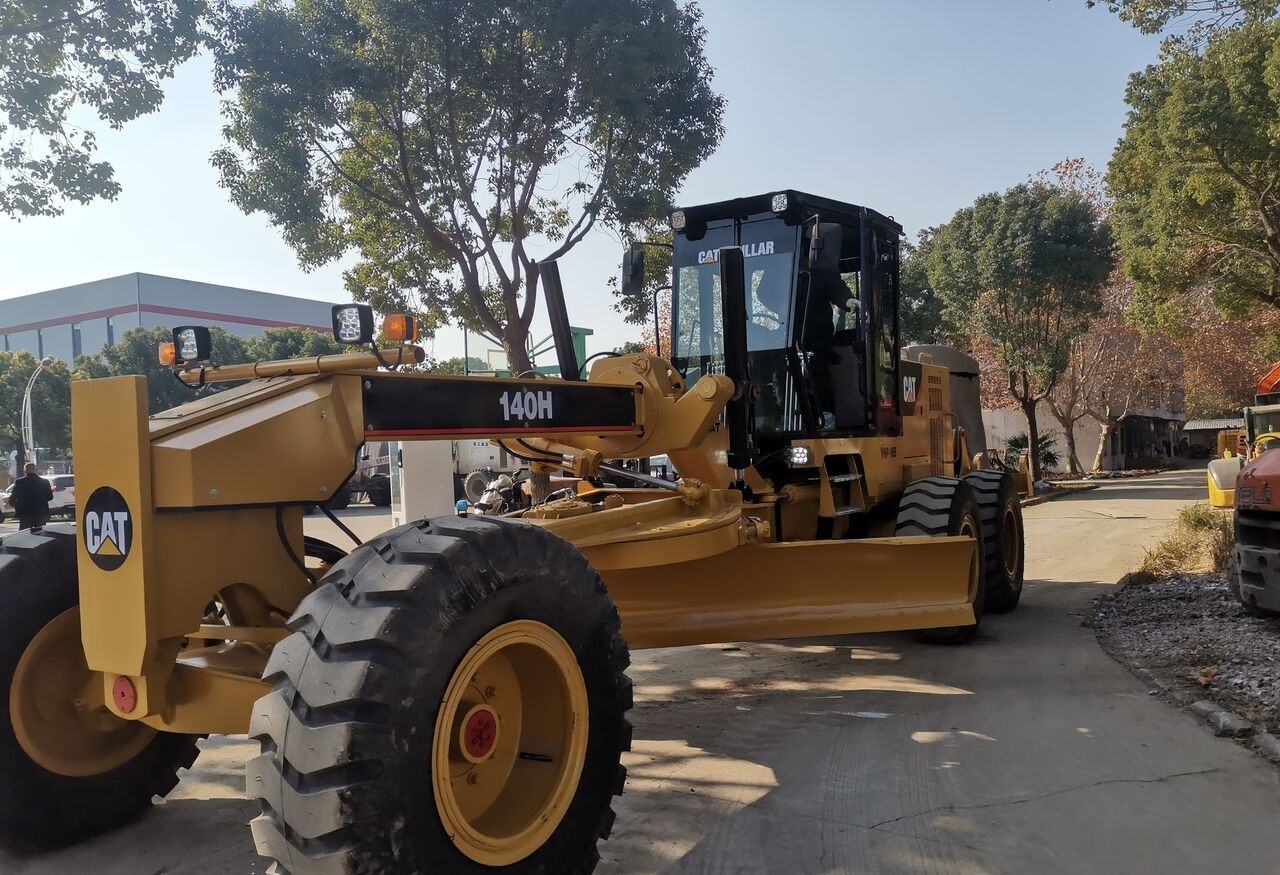 Caterpillar 140H - Grejder: slika Caterpillar 140H - Grejder Caterpillar 140H - Grejder: slika Caterpillar 140H - Grejder