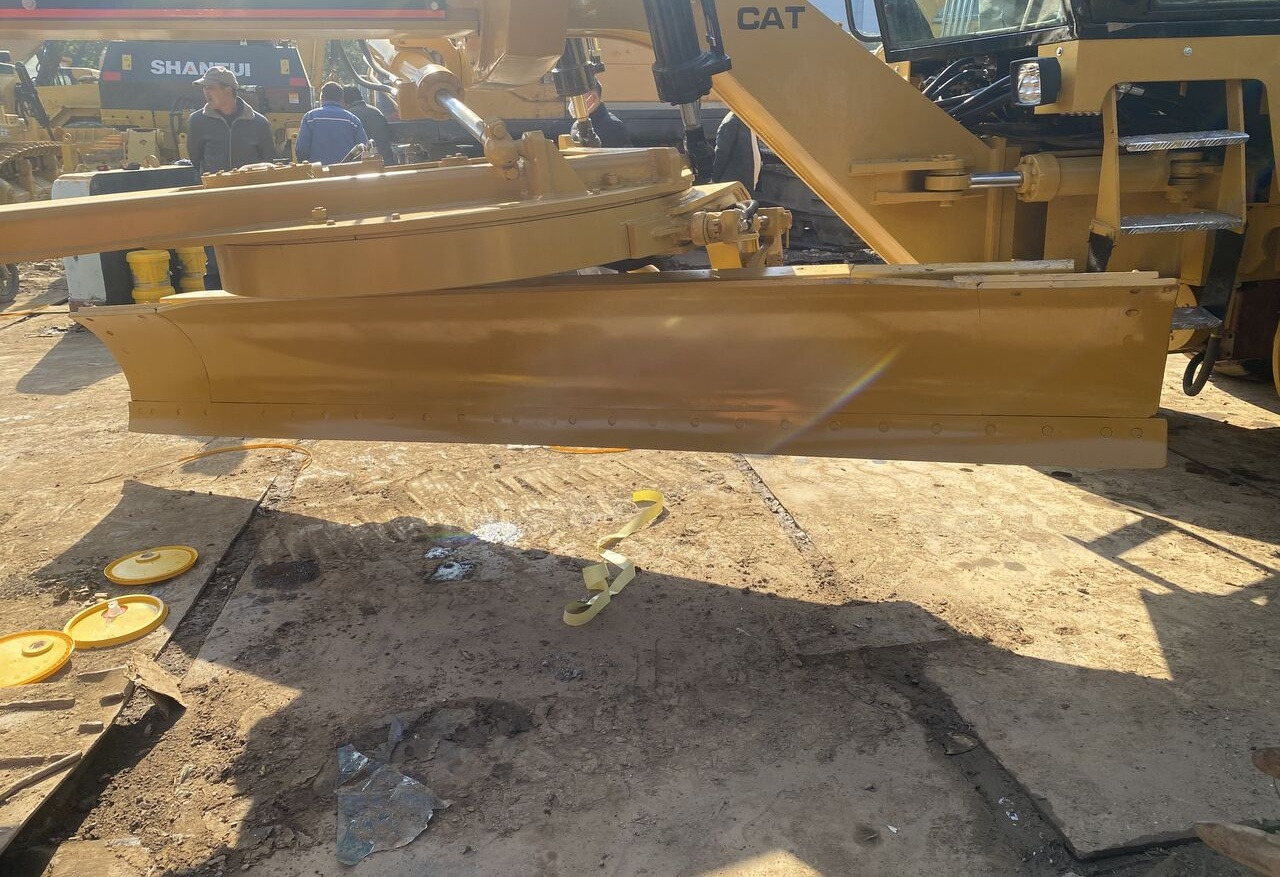 Caterpillar 140H - Grejder: slika Caterpillar 140H - Grejder Caterpillar 140H - Grejder: slika Caterpillar 140H - Grejder