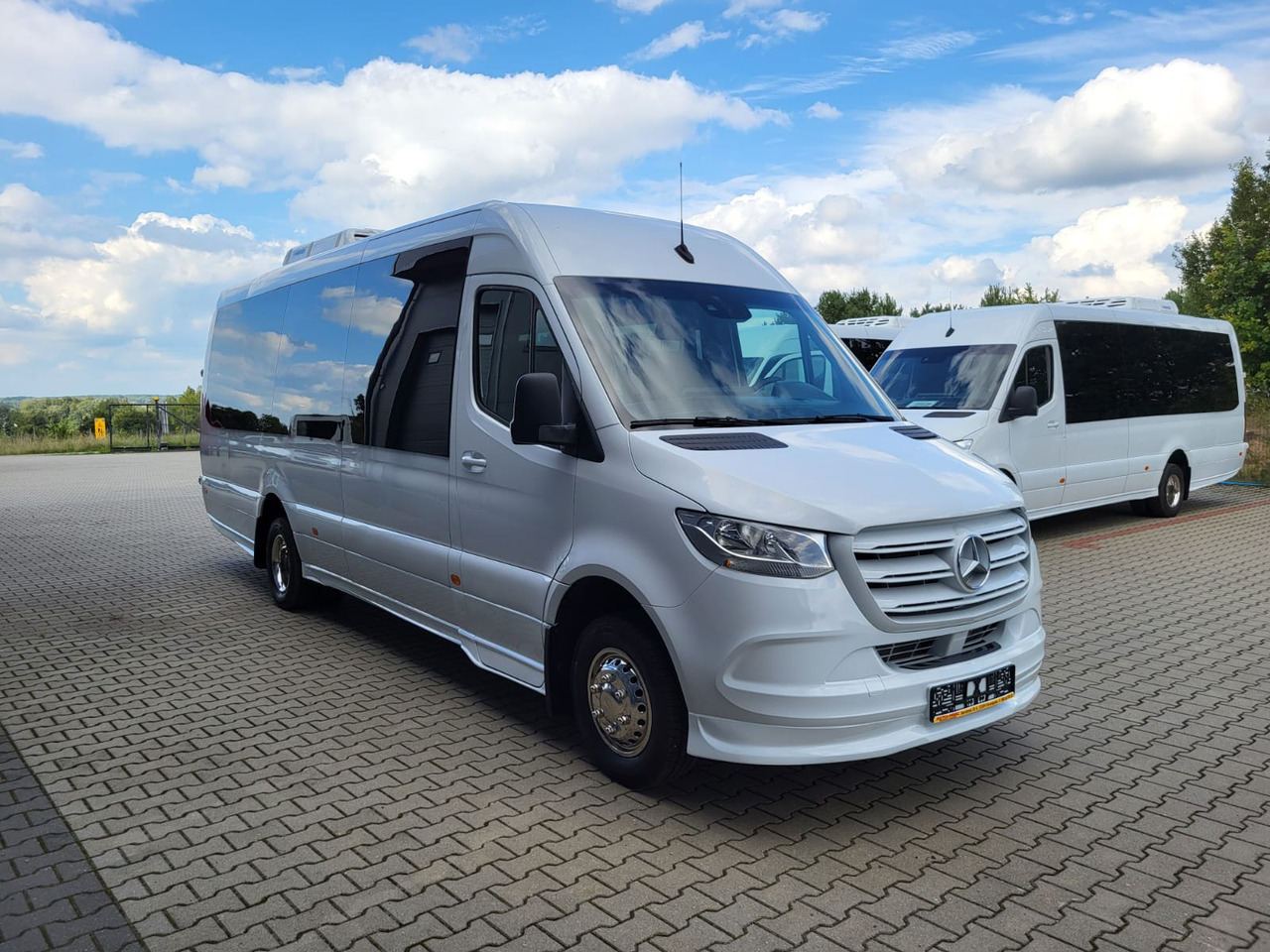 MERCEDES-BENZ Sprinter 517 CDI 24 places+ 3 standing NEW - Prigradski autobus: slika MERCEDES-BENZ Sprinter 517 CDI 24 places+ 3 standing NEW - Prigradski autobus MERCEDES-BENZ Sprinter 517 CDI 24 places+ 3 standing NEW - Prigradski autobus: slika MERCEDES-BENZ Sprinter 517 CDI 24 places+ 3 standing NEW - Prigradski autobus