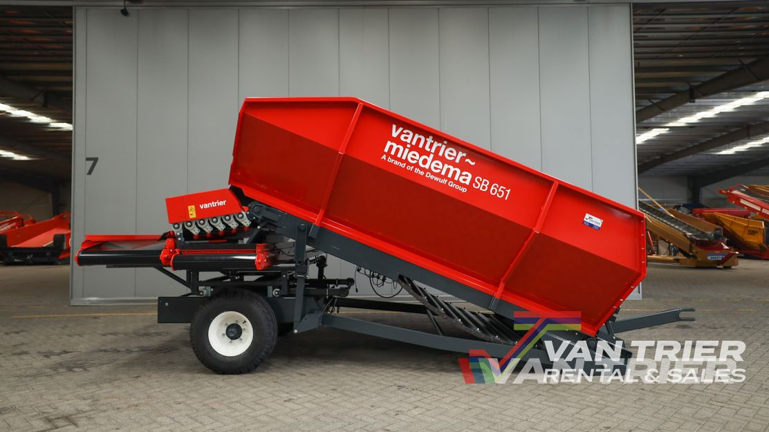 Miedema SB651 Receiving hopper - Oprema za skladištenje: slika Miedema SB651 Receiving hopper - Oprema za skladištenje Miedema SB651 Receiving hopper - Oprema za skladištenje: slika Miedema SB651 Receiving hopper - Oprema za skladištenje