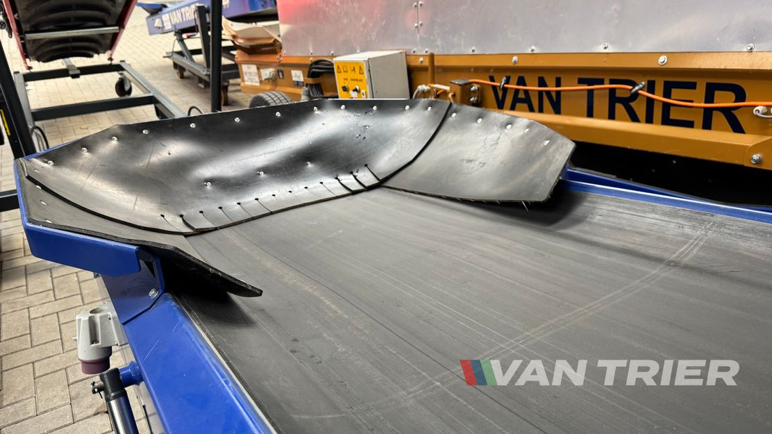 Van Trier 420-80 Flat conveyor - Transportna traka: slika Van Trier 420-80 Flat conveyor - Transportna traka Van Trier 420-80 Flat conveyor - Transportna traka: slika Van Trier 420-80 Flat conveyor - Transportna traka