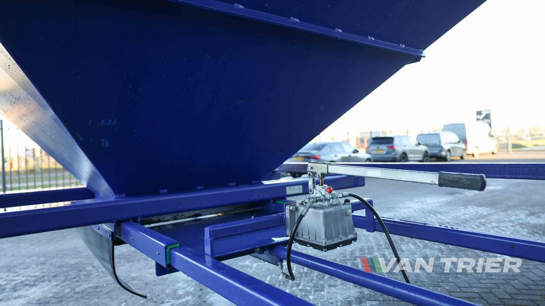 Van Trier TR45 Hopper - Oprema za skladištenje: slika Van Trier TR45 Hopper - Oprema za skladištenje Van Trier TR45 Hopper - Oprema za skladištenje: slika Van Trier TR45 Hopper - Oprema za skladištenje